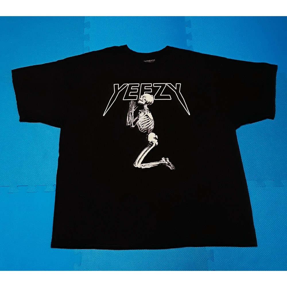 Authentic Classics Yeezy Tour Black Skeleton Graphic T-Shirt Size 3XL Men's !!!!